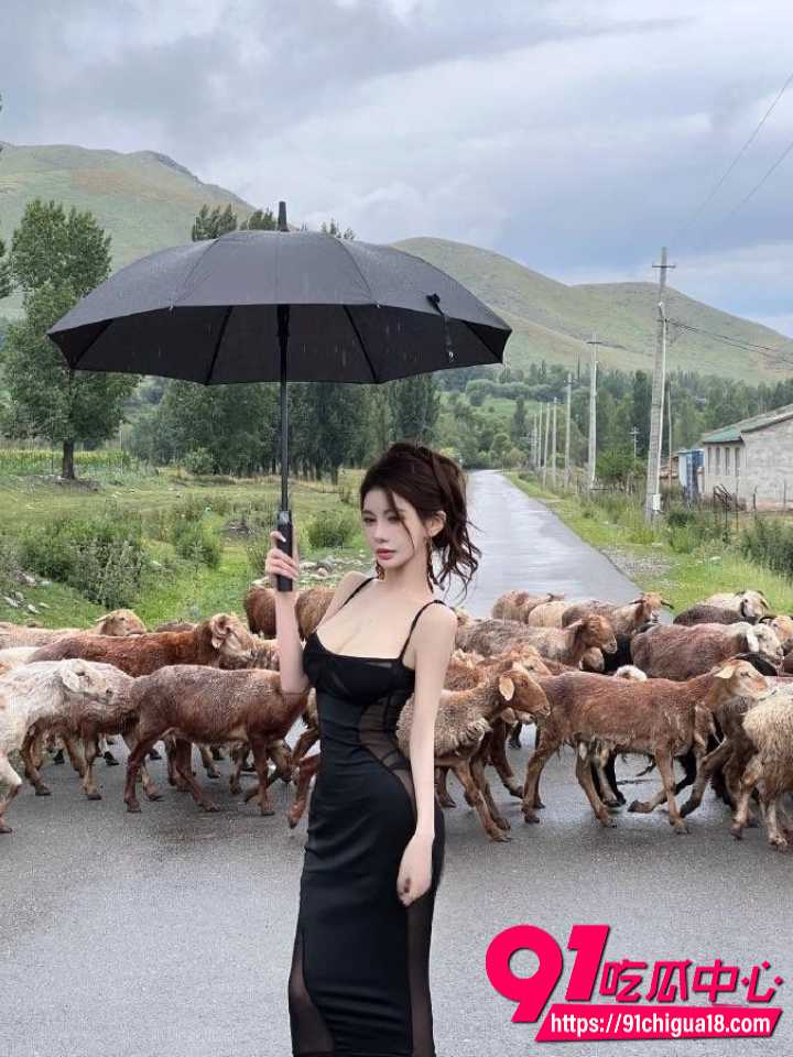 老牌极品身材网红孔思雅性感写真啪啪福利9 老牌极品身材网红孔思雅性感写真啪啪福利9