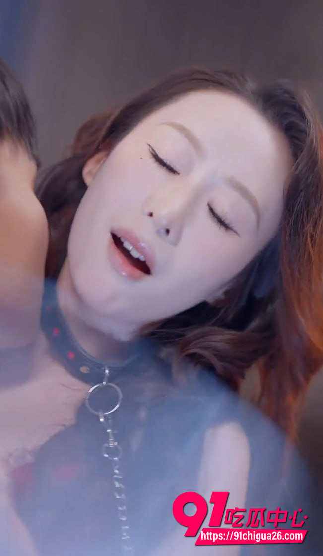 热门擦边短剧她们的禁忌游戏 美女们欲望爆发 道德底线彻底崩塌