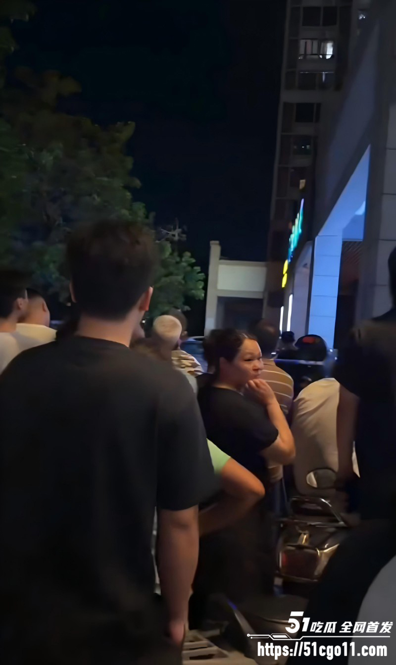 广东茂名电城海景明珠砍人事件03