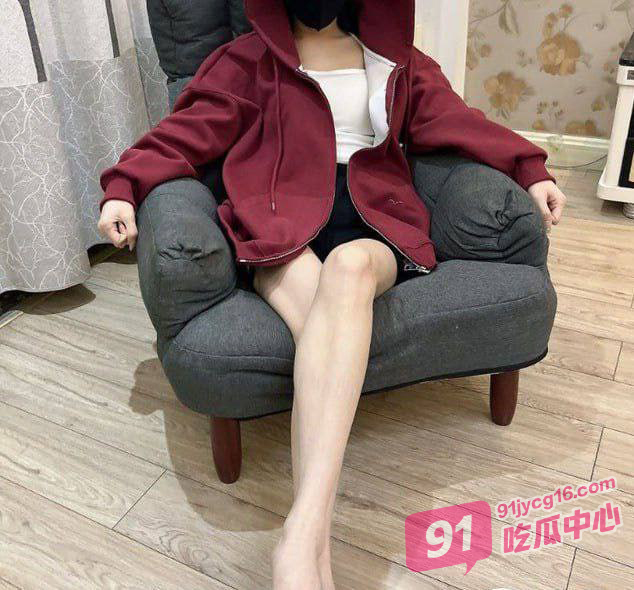 江苏徐州黄绘敏 别人眼中的校花千金 私下榨精能手 反差感直击心灵！ 配图5