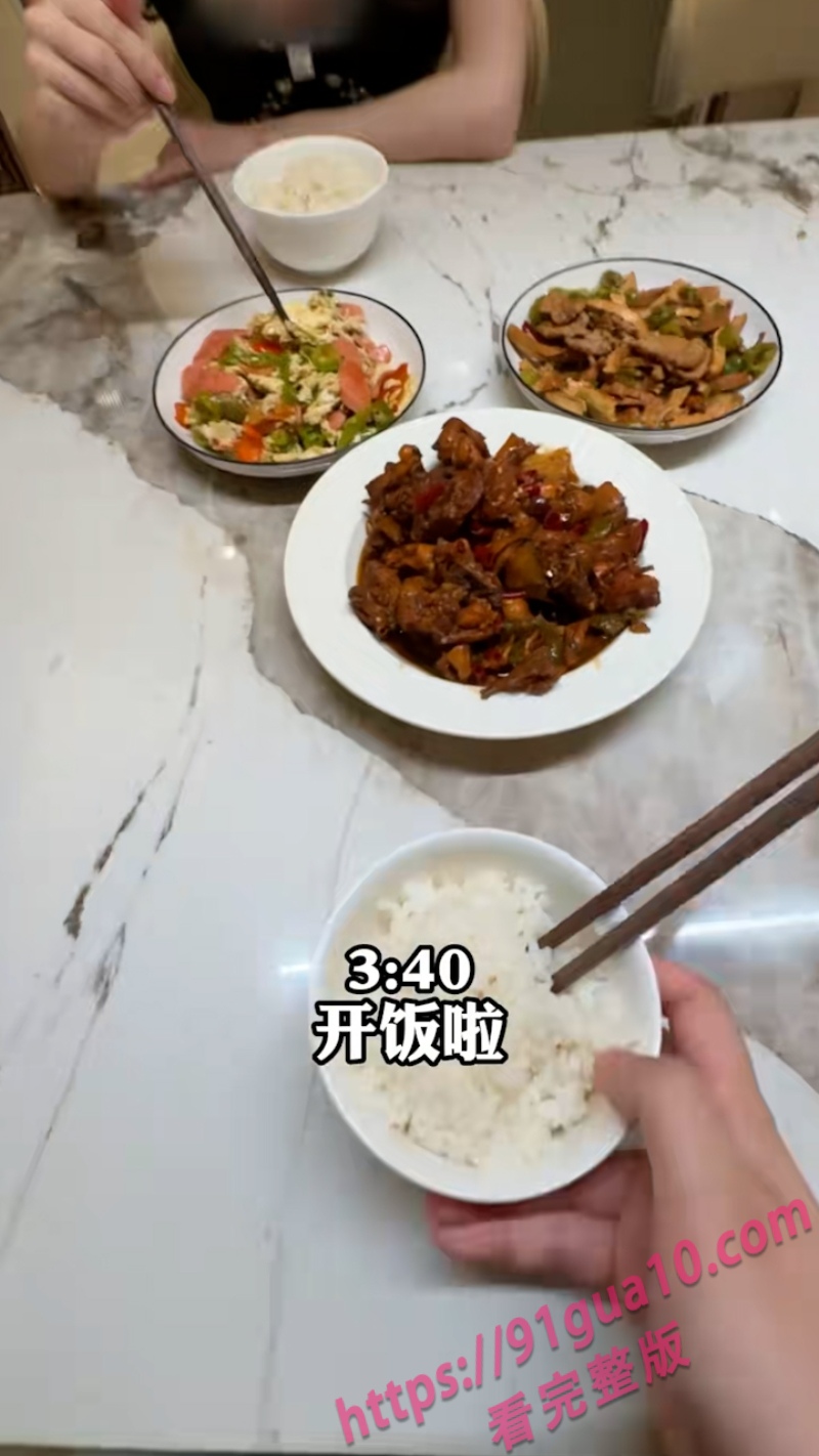 谈了一个网红女友的软饭男vlog 操持一天的家务 结尾亮了～