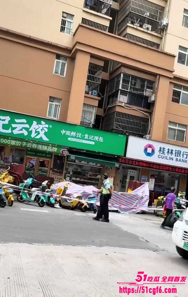 广西南宁袁记水饺跳楼事件06 广西南宁袁记水饺跳楼事件06