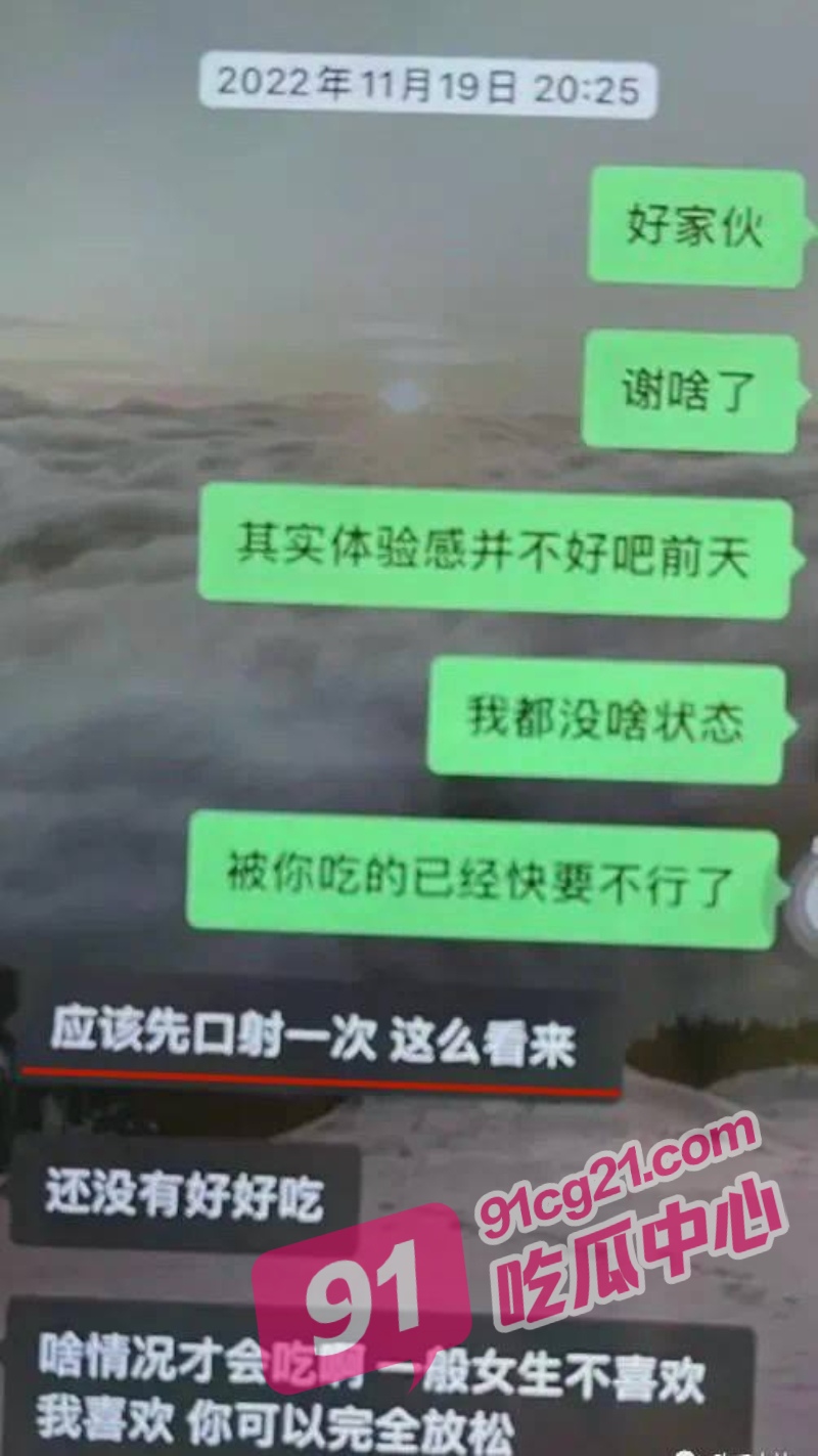 4_W_800px.jpg