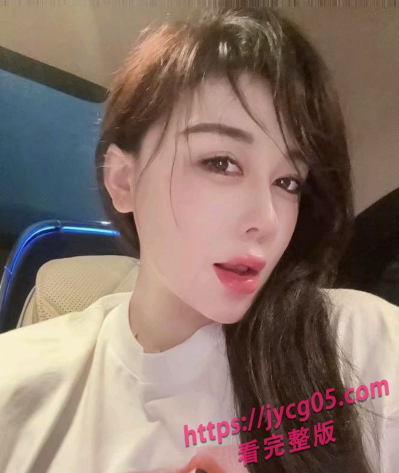 抖音大V大诗瑶翻车！露脸福利片流出 高能片段掀吃瓜热潮！ 配图2