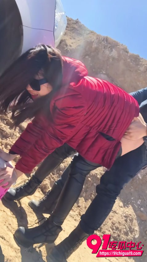 91玉儿与网友户外野战视频5