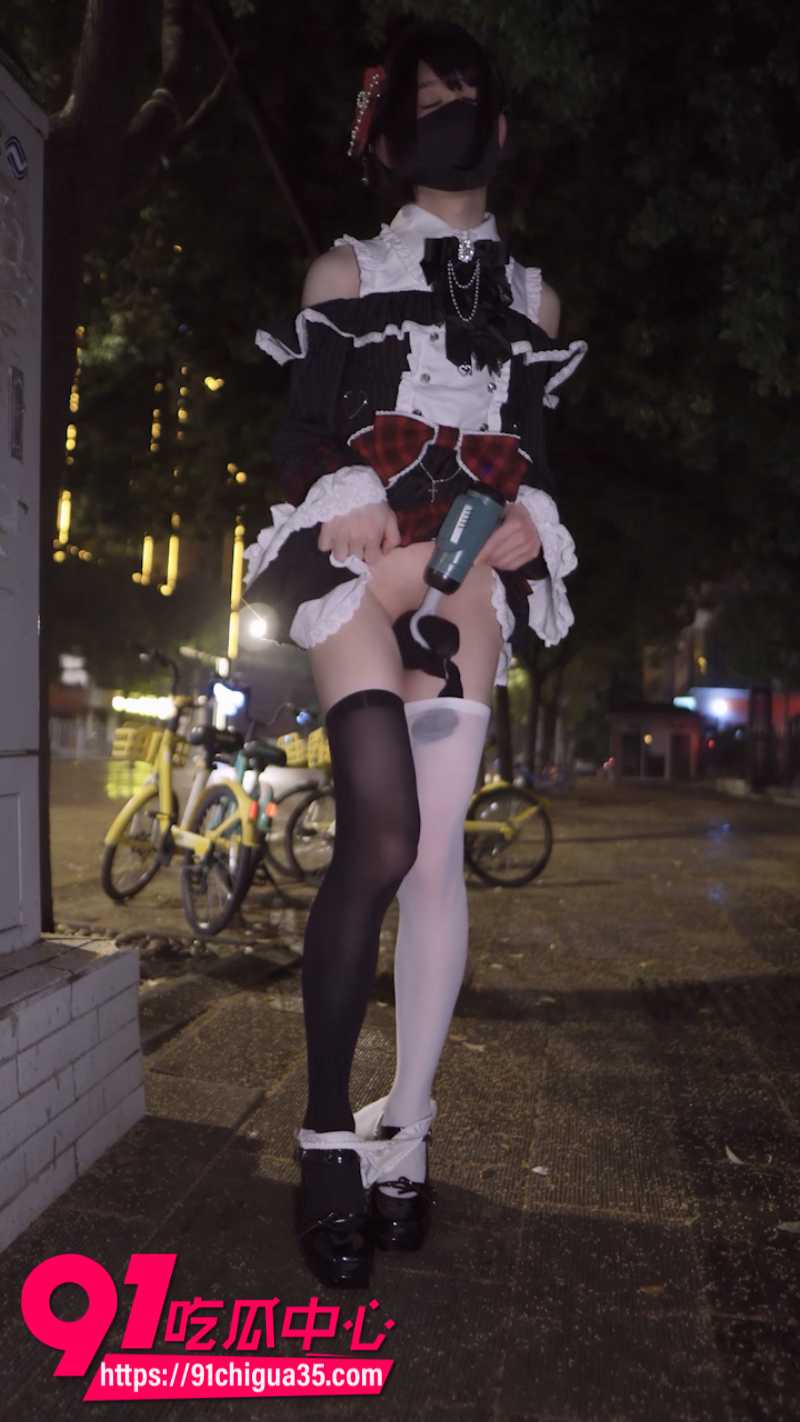 推特高颜值TS伪娘xixiyaxixi户外极限露出5 推特高颜值TS伪娘xixiyaxixi户外极限露出5