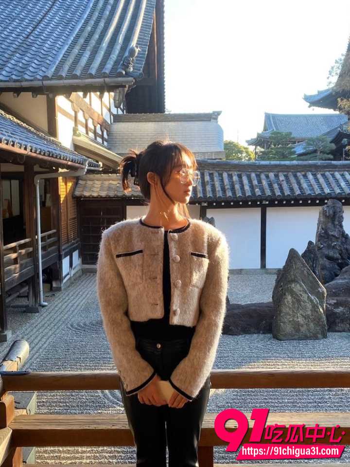 SMMSMM眼镜娘淫妻反差合集2 SMMSMM眼镜娘淫妻反差合集2