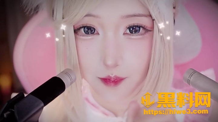 B站ASMR极品女神 二呆啾 轻声耳语诱惑你 露脸直播舔棒棒糖 口水亲吻声太舒服
