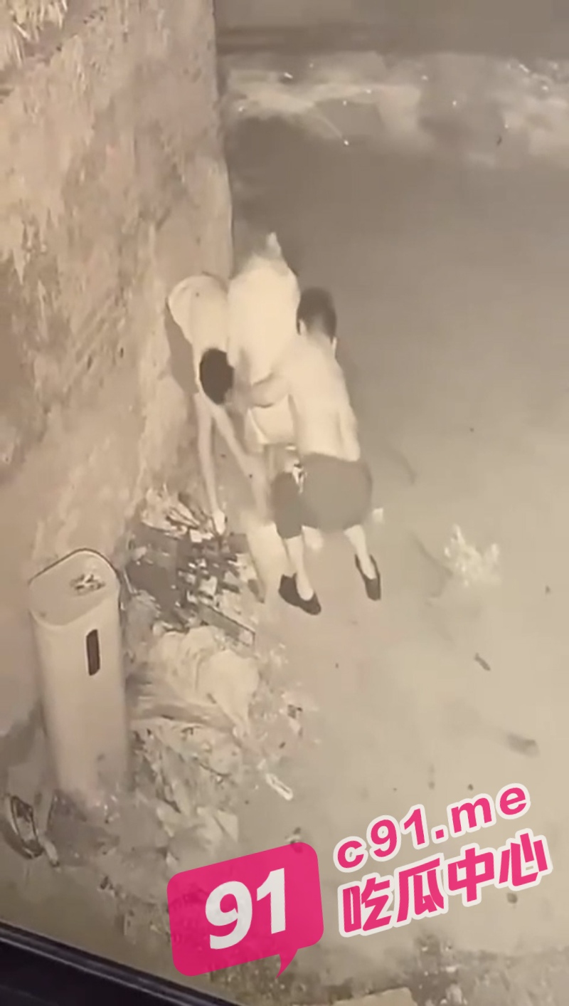 6_W_800px.jpg 6_W_800px.jpg