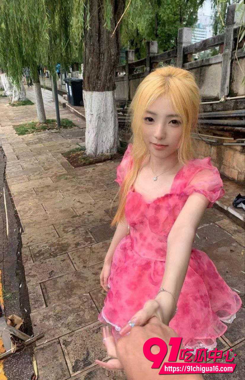 湖北师大范诗敏19 湖北师大范诗敏19