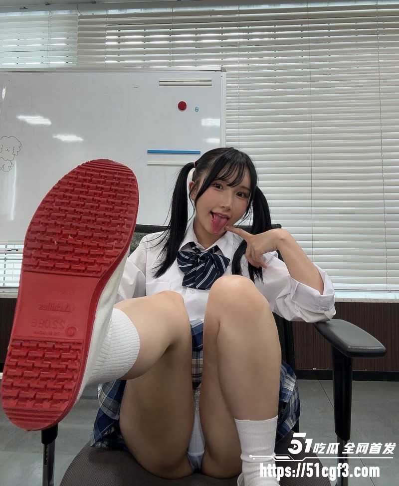 日本AV女优由良佳奈引发热议08 日本AV女优由良佳奈引发热议08