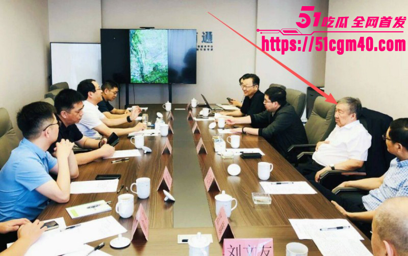 68岁男子出轨90后女生09