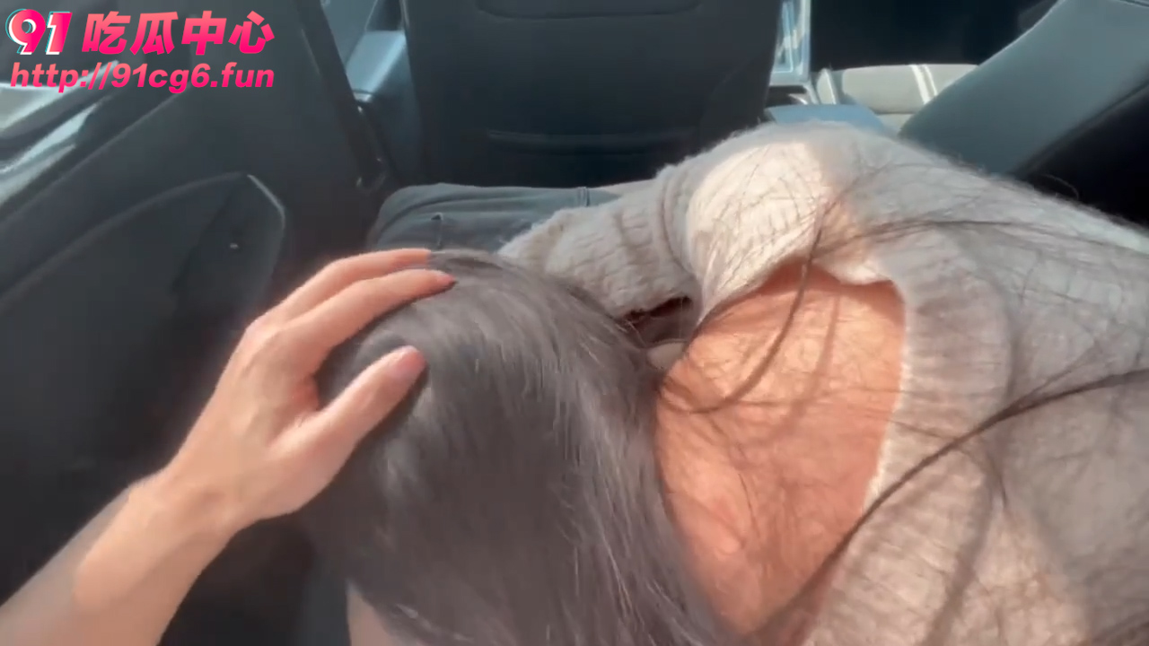 我和财务在车震~工地前和女财务激情车震 叫声直接把门卫大爷整懵逼了!