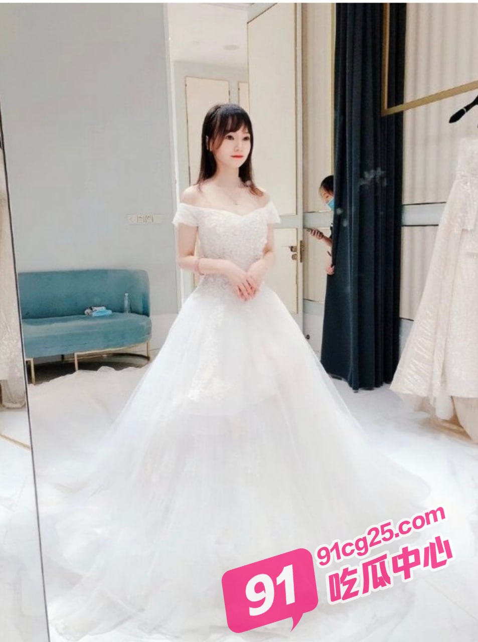 浙江实验小学音乐教师覃晓琳 婚前黑历史曝光 清纯美女竟是绝世淫娃！ 配图4