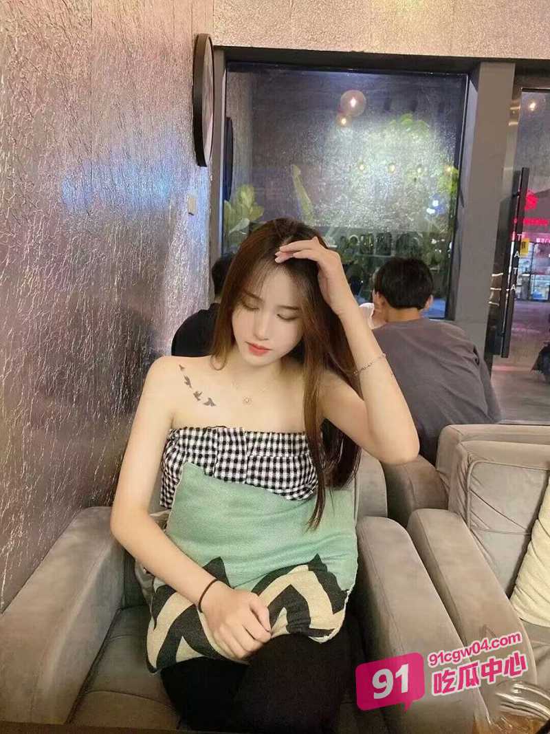 上海工业大学张晴子 主动勾引男友调教性爱视频泄露 床上功夫了得口爆吞精样样精通！ 配图2