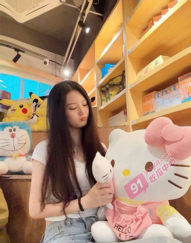 打工人迷奸老板的大学生闺女 我们挨的骂都报复在你女儿身上！