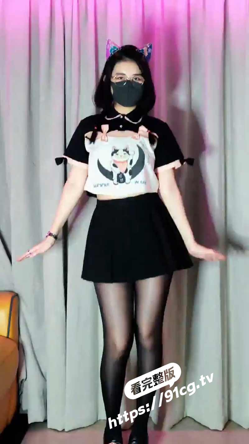 推特网红福利姬 奶咪 可爱少女2023裸舞视频流出 赛博猫猫黑丝白兔