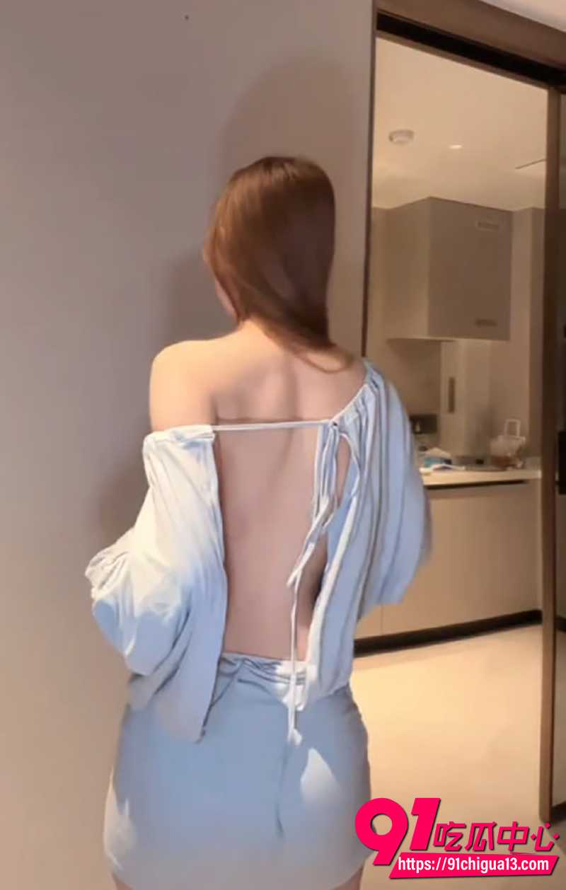 抖音女神李梨涡 4