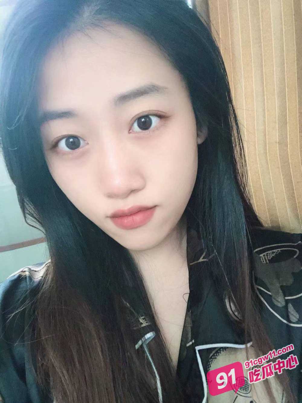 广东湛江气质美女沈心怡~被金主包养调教视频泄密 完美露脸骚气十足 配图