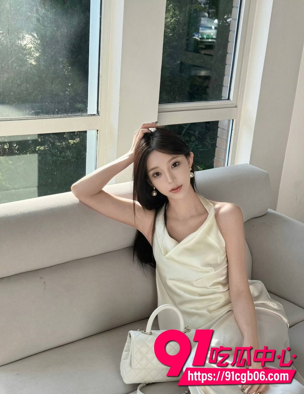 女网红慎婕劈腿闺蜜前男友被男友捶上热搜21