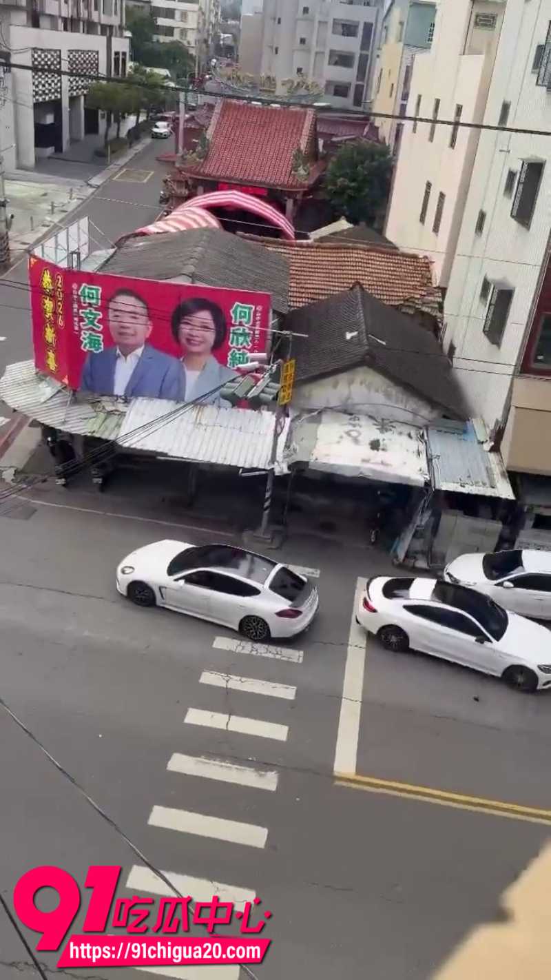 台湾司机路怒症马路上当场互殴2