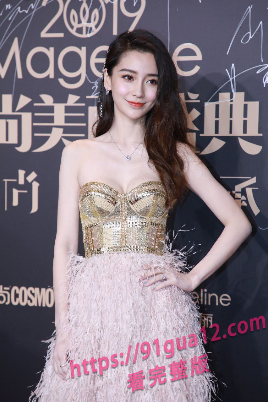 杨颖酒店跳舞全裸视频刷爆网络 万万没想到baby的奶子这么大!