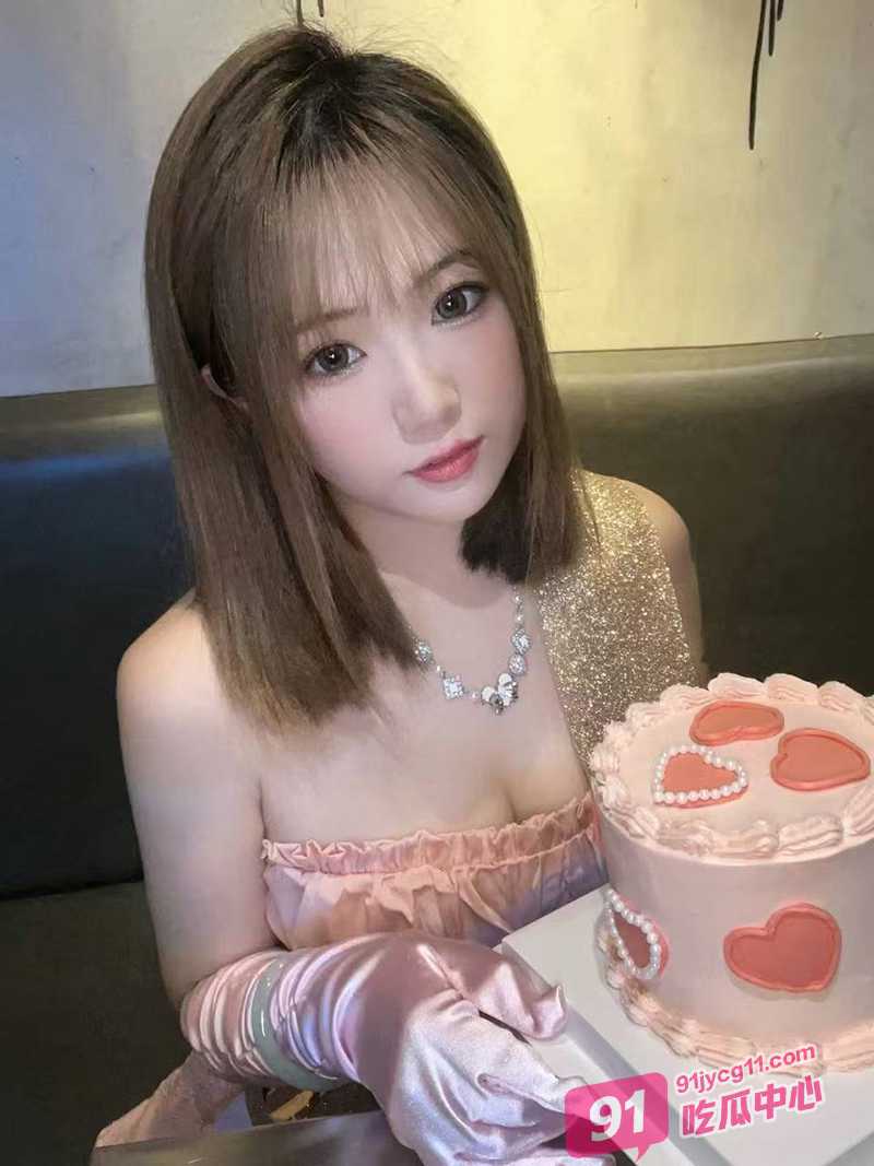 抖音网红华华华酱车震翻车 被原配当场抓奸！ 配图2