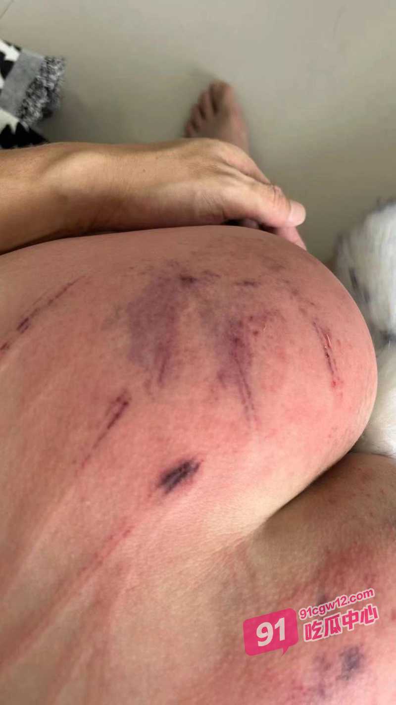 山东滨州博兴三中于瀚然调教视频流出 清纯脸蛋下竟是重度sm淫魔？ 配图6