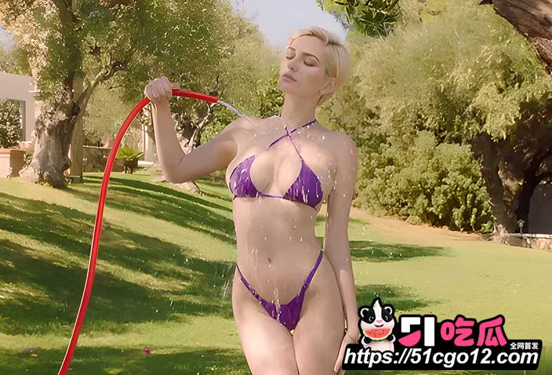 欧美爆乳女优 SkyeBlue 泳池边约会 2 拷贝 欧美爆乳女优 SkyeBlue 泳池边约会 2 拷贝