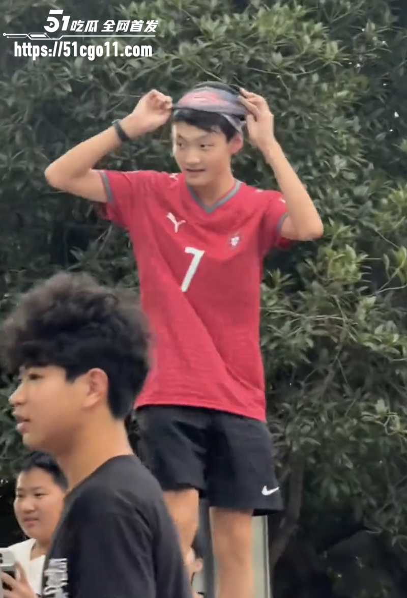 时代峰峻重庆长江国际五代练习生饭圈冲突2拷贝 时代峰峻重庆长江国际五代练习生饭圈冲突2拷贝