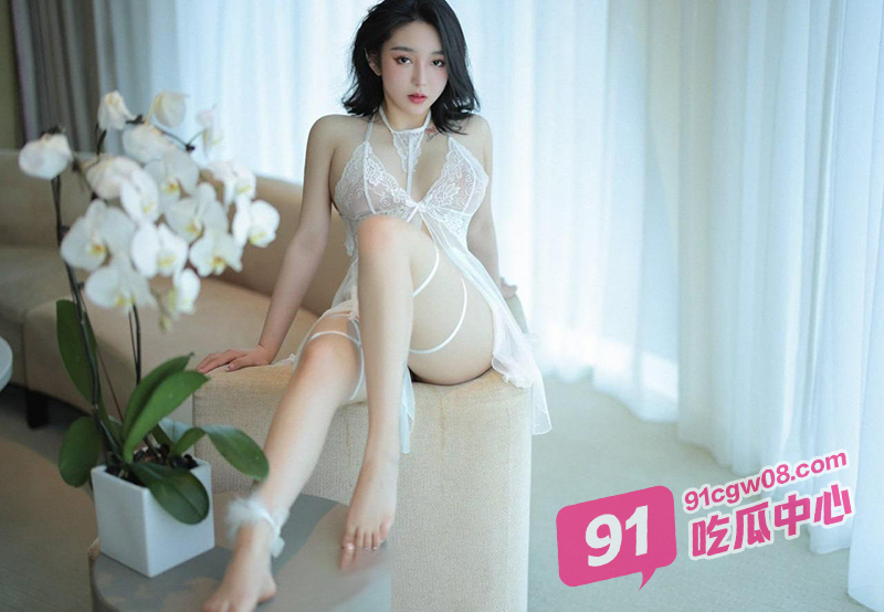 全网第一美臀Eliya私定合集 逆天巨臀骚出天际 和她睡一晚需要注意些什么？ 配图4