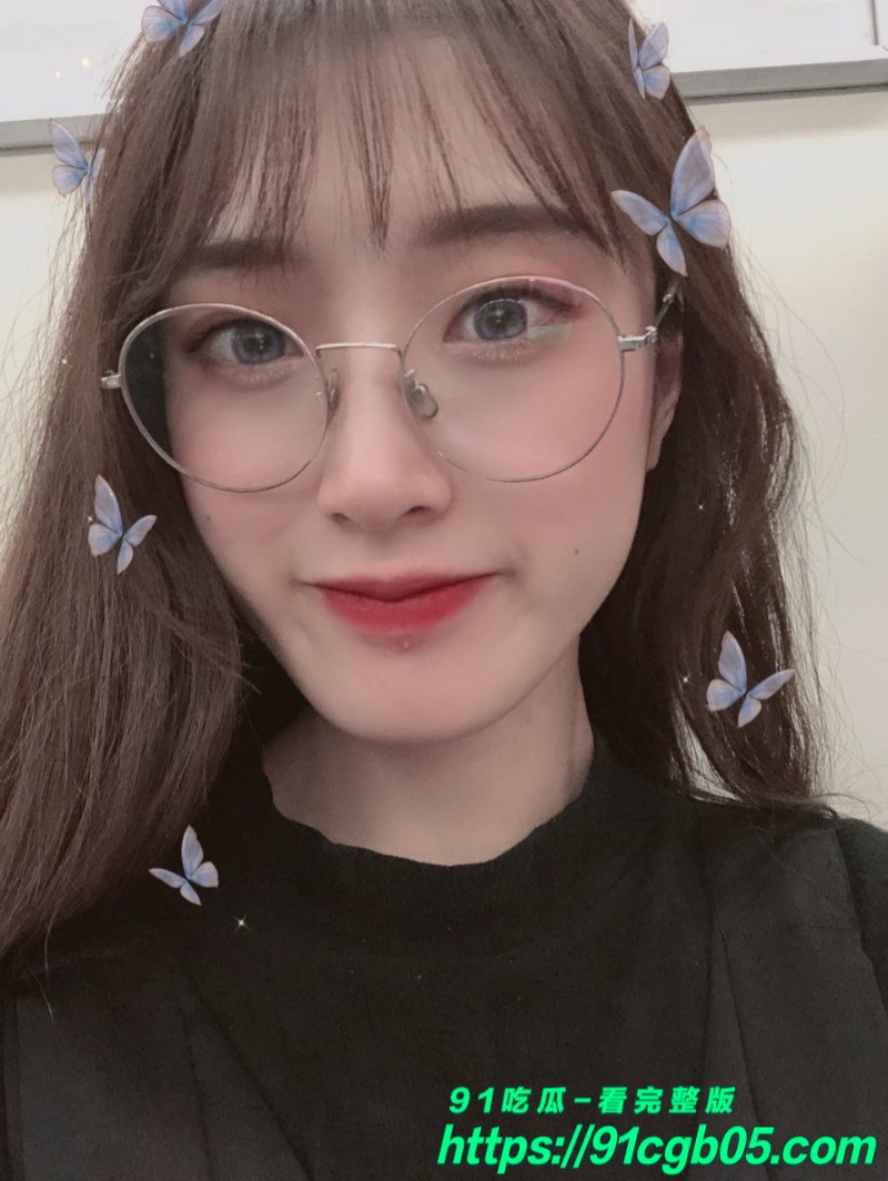 河南南阳眼镜妹张小萌约炮5水印版 河南南阳眼镜妹张小萌约炮5水印版