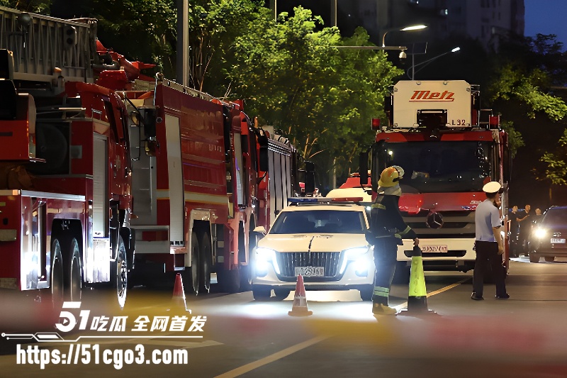 北京中国尊 小型飞机撞击事故！ 10