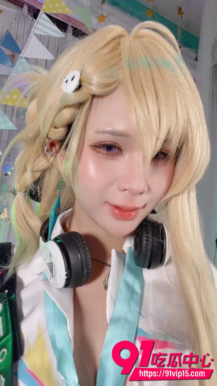 Pyoncos琳奈鸣潮cos1