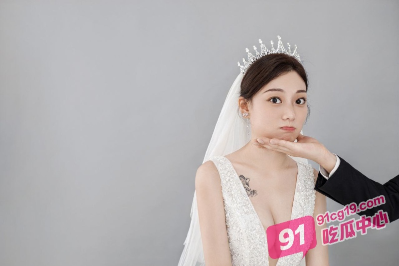 请不要把我当人！大奶人妻臣服于大屌 淫荡程度直呼受不了！ 配图3