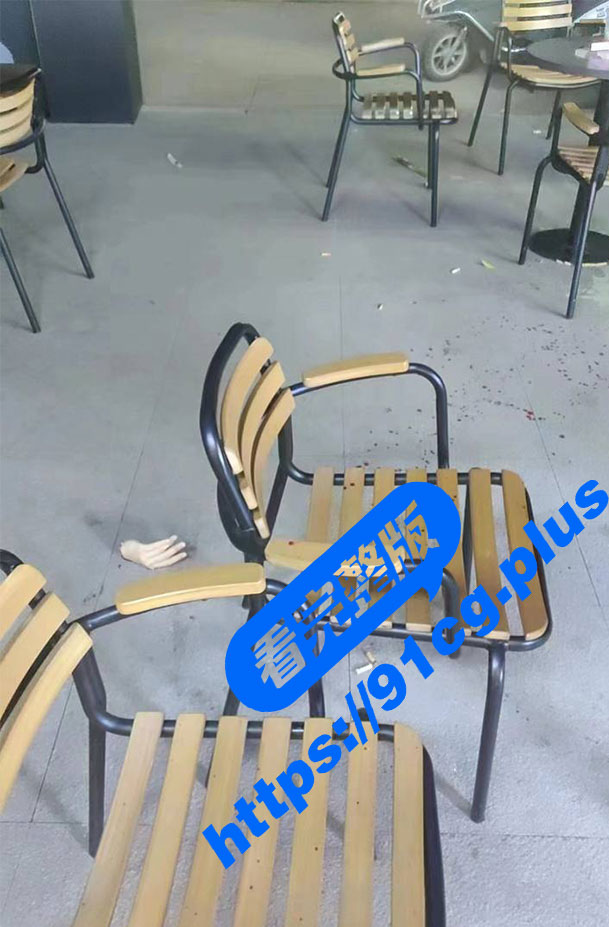 03.jpg