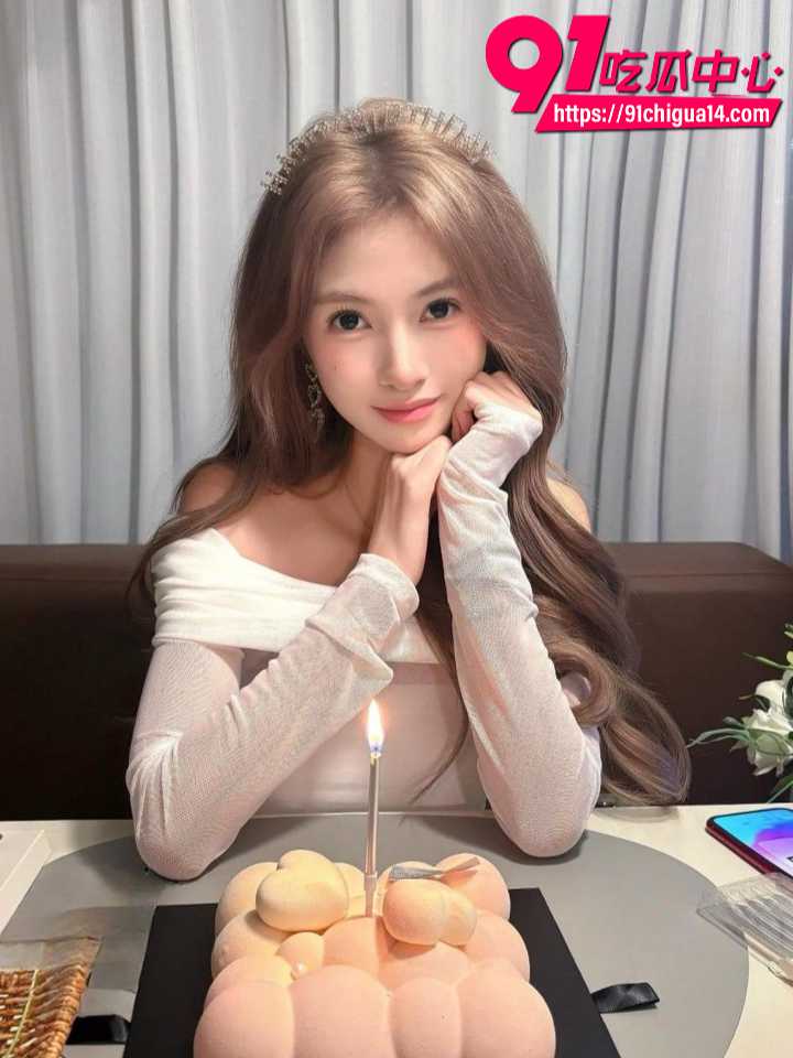 抖音高颜值美妆博主小小舒私下被男友狂操3