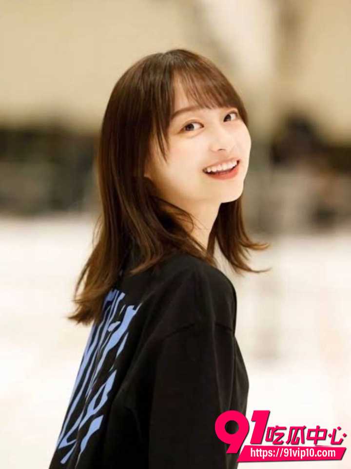 影山优佳写真6