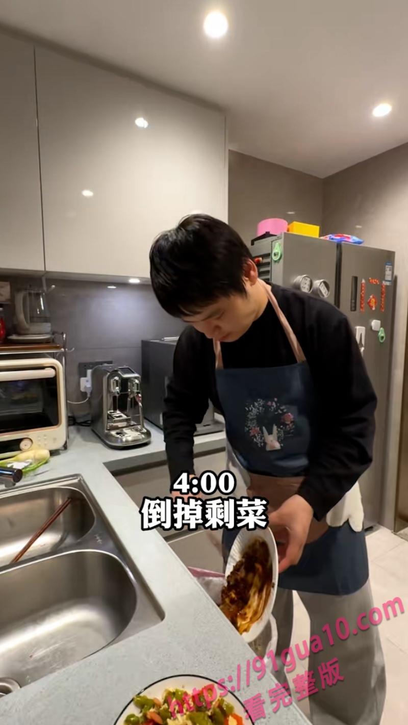 谈了一个网红女友的软饭男vlog 操持一天的家务 结尾亮了～ 配图2
