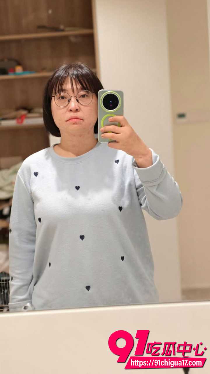 百万女权博主菜刀曦曦深夜放话1 百万女权博主菜刀曦曦深夜放话1