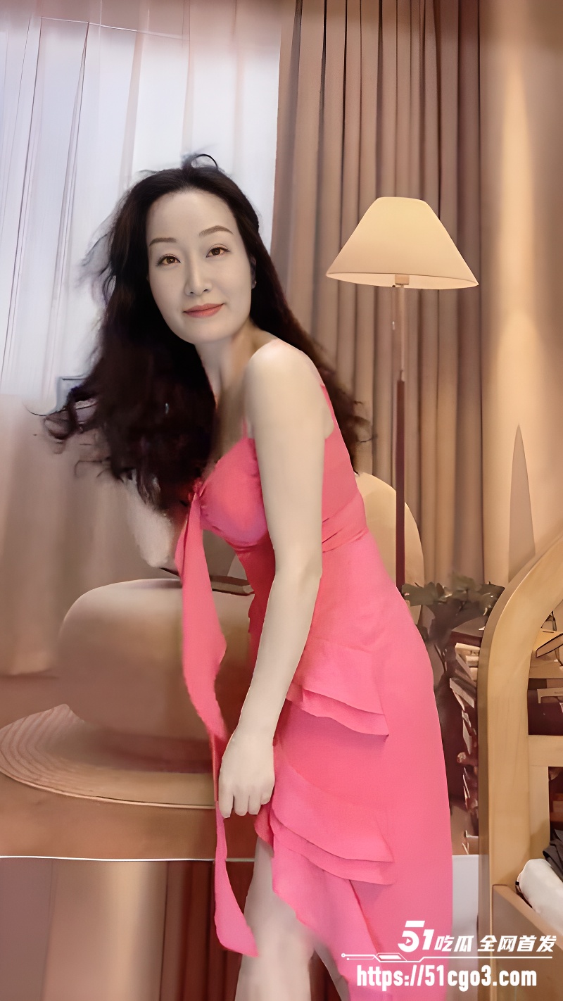 抖音少妇晴空万里 2 抖音少妇晴空万里 2