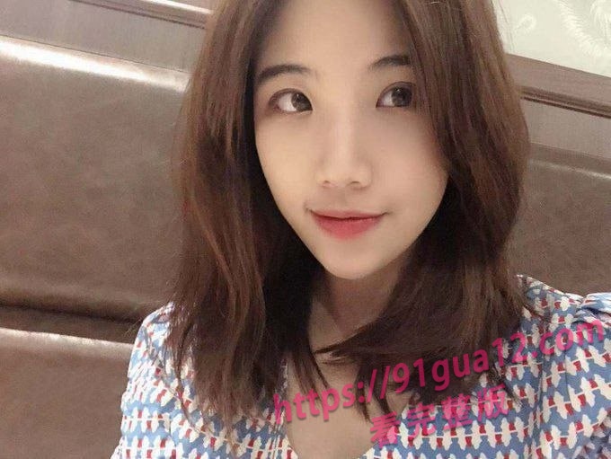 万人疯求的高颜值少妇合集她来了 高颜值极品身材我不信你不动心