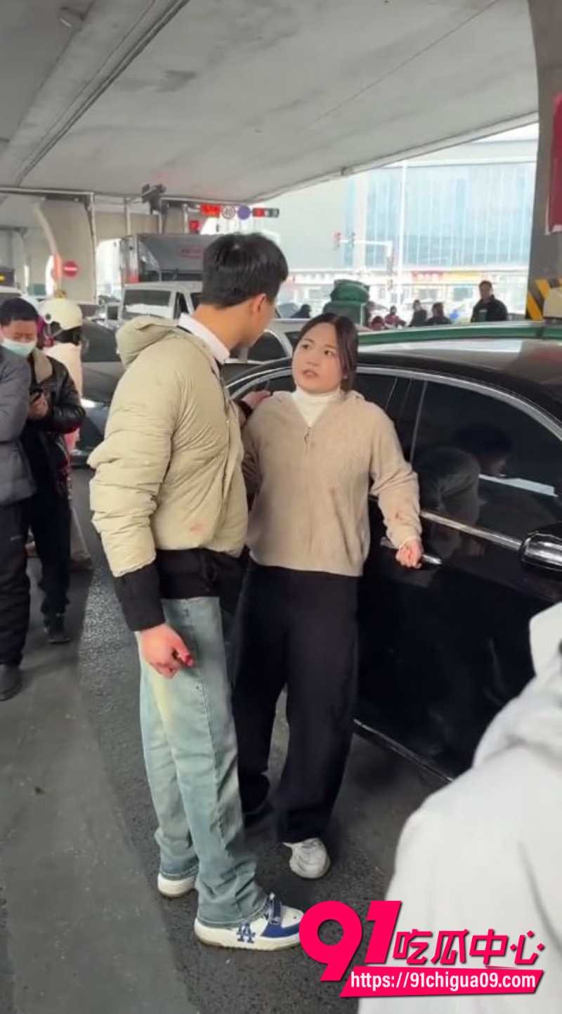 郑州奔驰哥出轨视频5