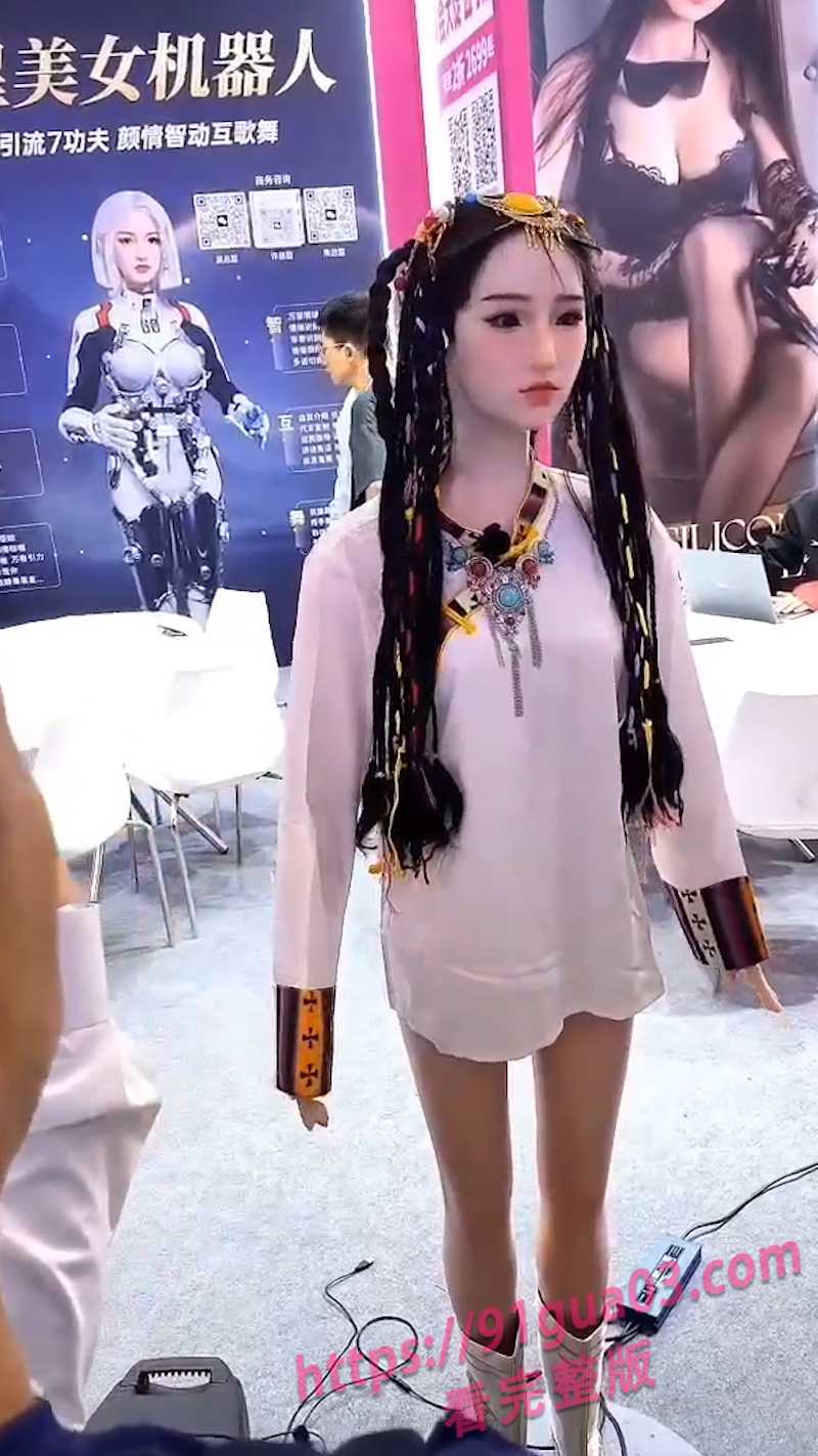 上海高端仿真女伴亮相 外观媲美真人 宅男直呼恋爱感拉满！ 配图4