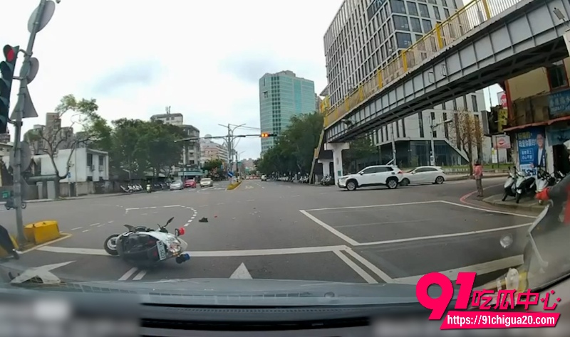 台湾新竹撞车7 台湾新竹撞车7