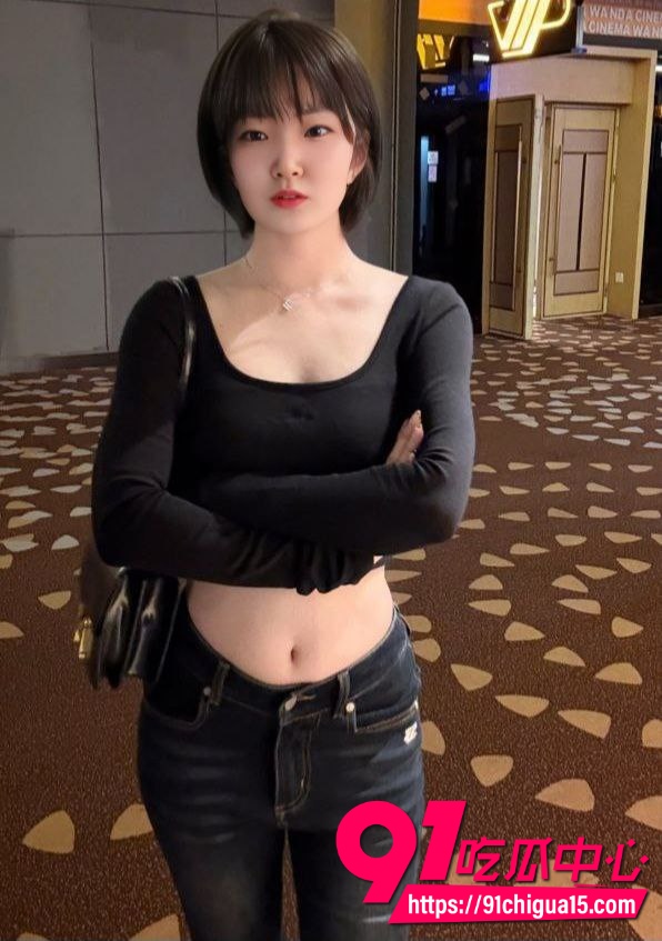周萌8