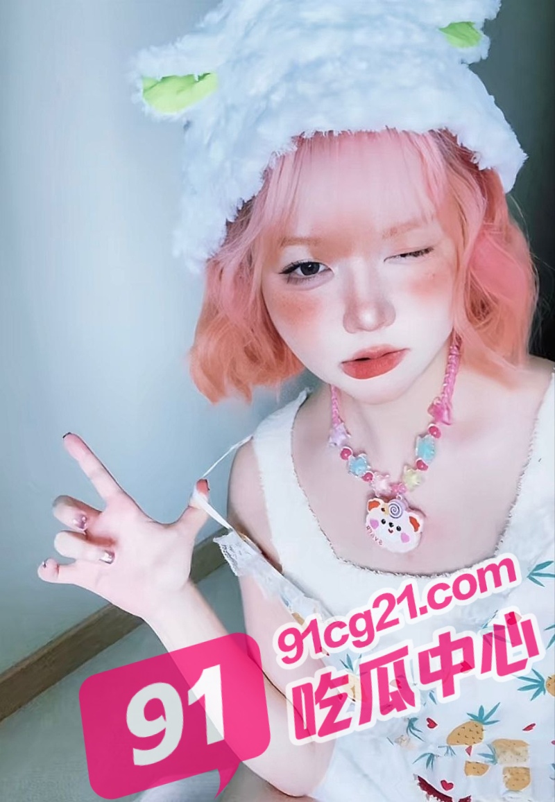 4_W_800px.jpg
