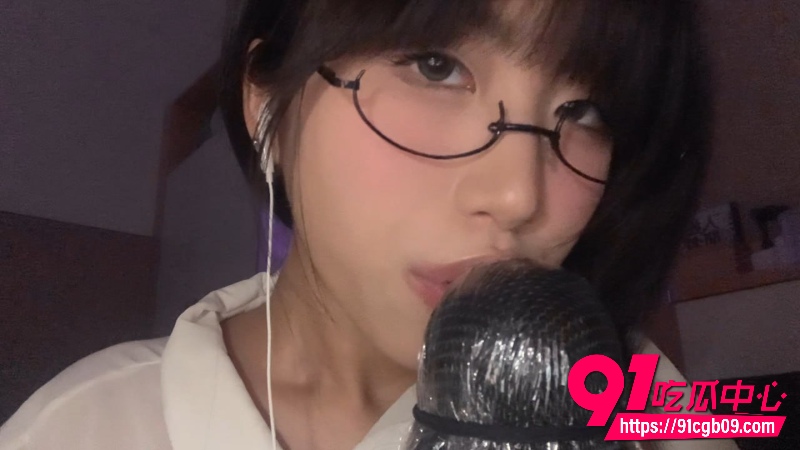 超反差眼镜少女 小0觉觉猪7 超反差眼镜少女 小0觉觉猪7