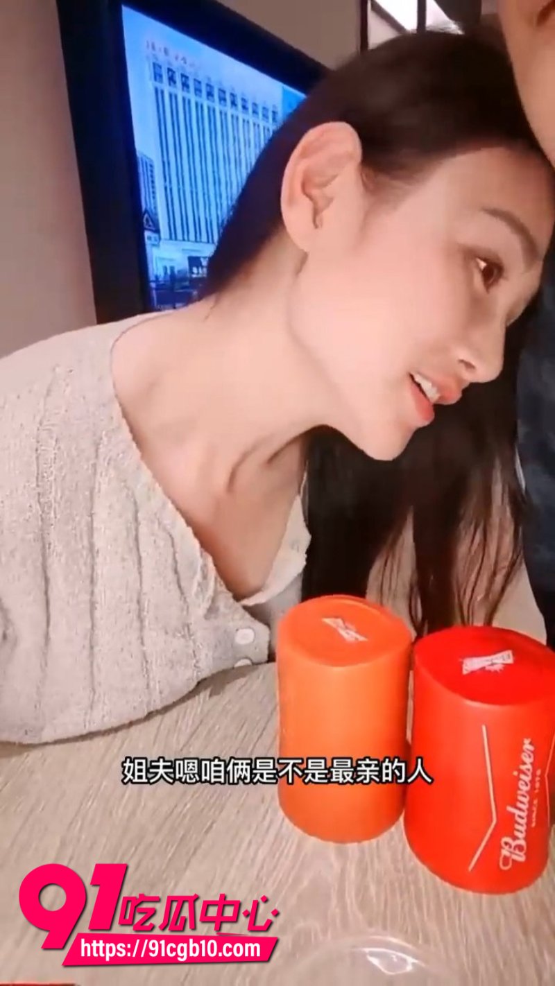 饥渴御姐勾引姐夫乱伦2
