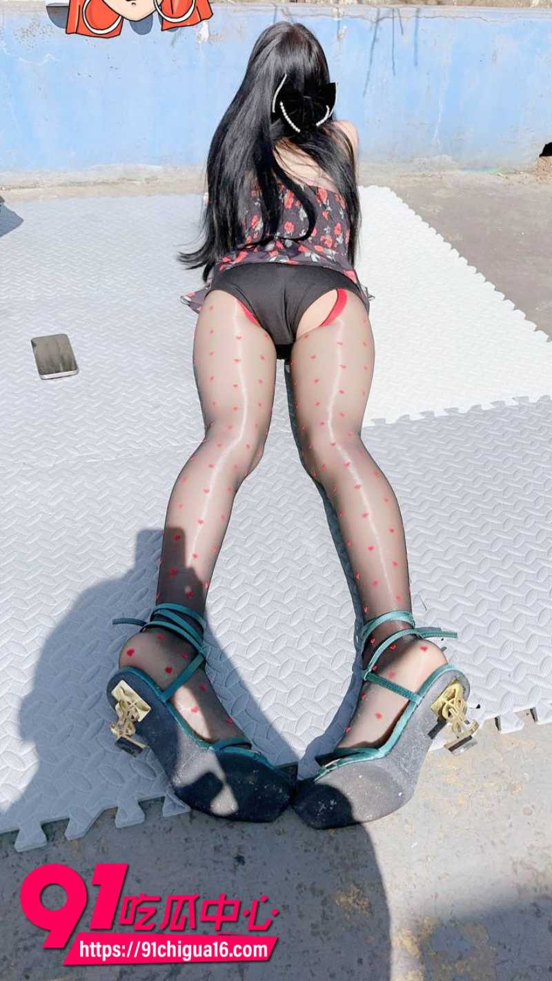 海角大神小姨子的秘密趁着老婆不在家勾引小姨子乱伦激战2